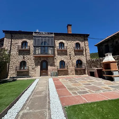 Casa Dulcinea En Montana Palentina. Feriehus